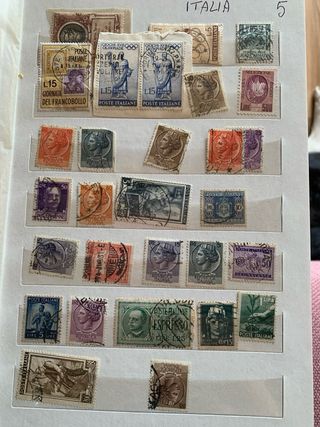 Album di francobolli di tutto il mondo.prima parte