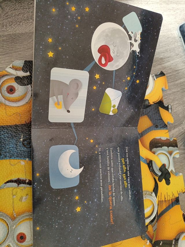 Cuando la luna era bebé y otros cuentos con beso para las buenas noches / When t he Moon Was a Baby and Other Bedtime Stories with a Good Night Kiss (Spanish Edition)