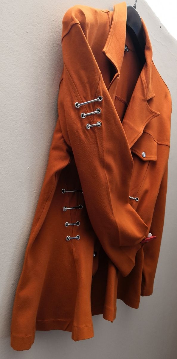 Giacca con spalline e graffe vintage tg 44-46