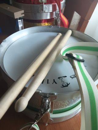 Se vende tambor niños niñas