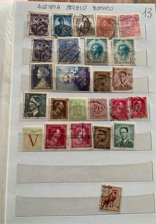 Album di francobolli dal mondo.seconda par