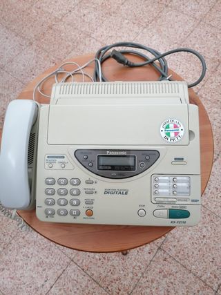 Postazione telefonica vintage