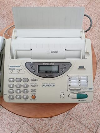 Postazione telefonica vintage