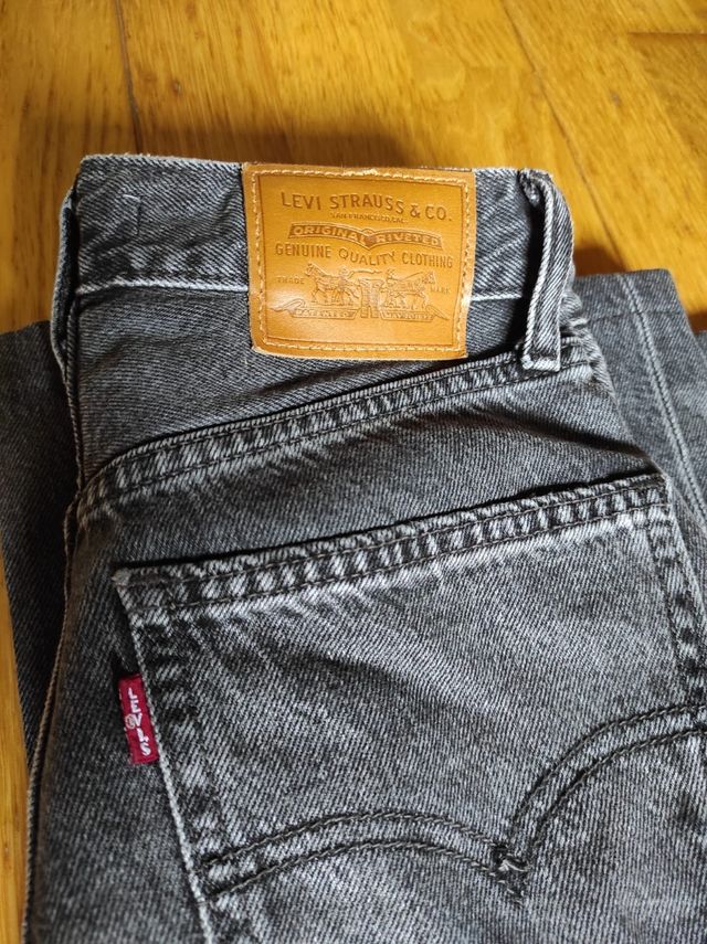 Pantalon Levi's 26 mujer