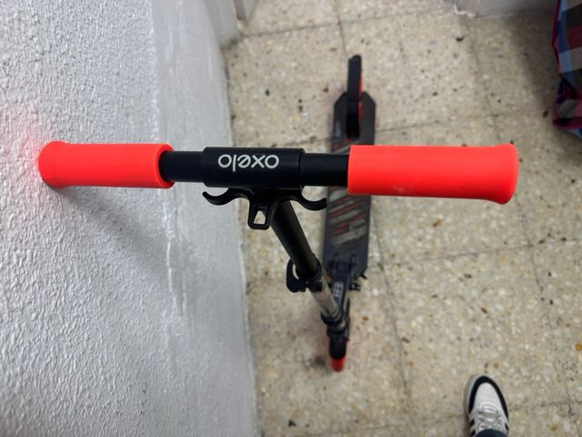 Patinete oxelo naranja fosforito