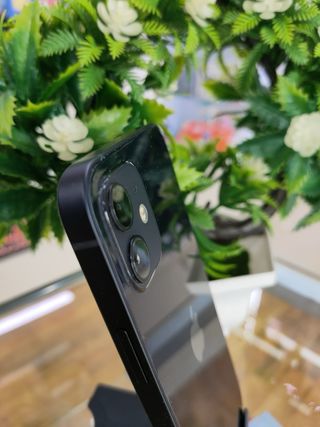 IPHONE 12. 64GB