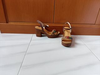 Sandalias"Lodi Gadea" Sin usar 