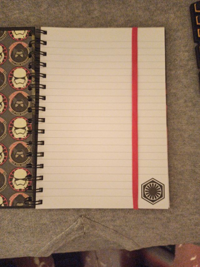 Libreta Star Wars Kylo Ren