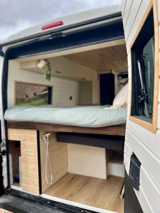 Alquiler Camper Puerto Sta.Mª Instagram @CamperZur