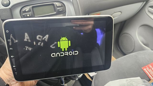 Pantalla tactil coche 9"