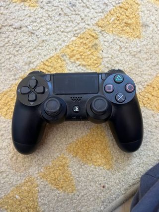 Play Station 4