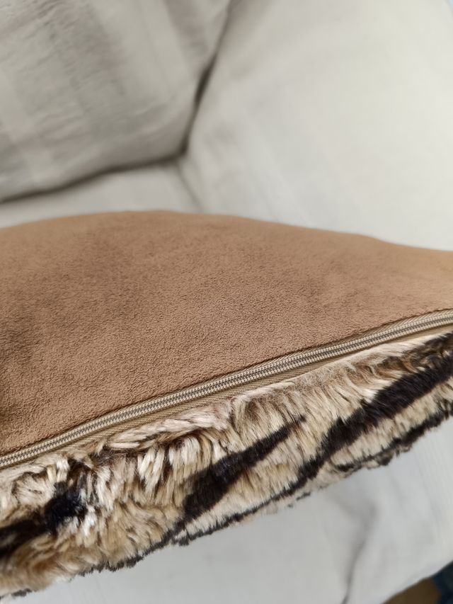 Funda de cojín animal print