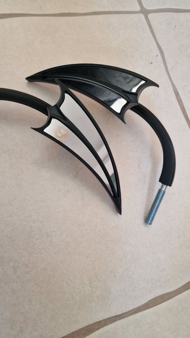 Specchietti arlen ness