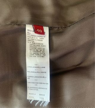 !!!! OFERTA !!!! Abrigo . Talla 40. Miguel de Luna
