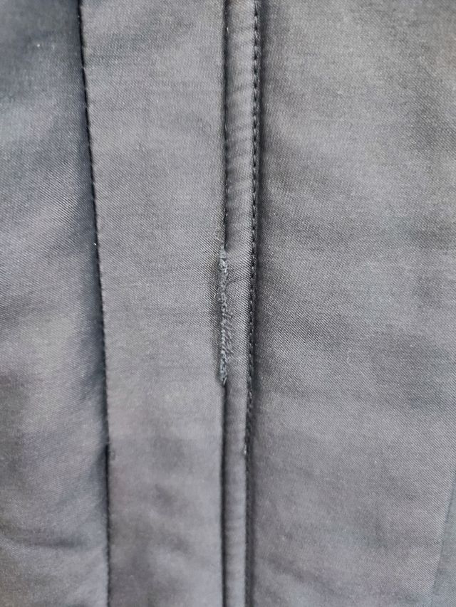 Abrigo verde oscuro de Mango