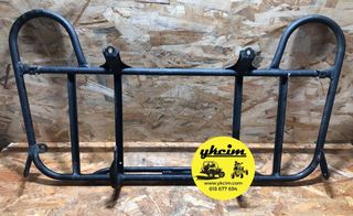 Parrilla delantera superior Yamaha Bruin 250