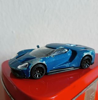 Lote 4 coches a escala a restaurar o diorama