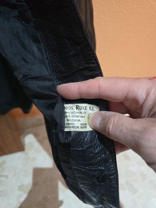 Cazadora de piel de chica