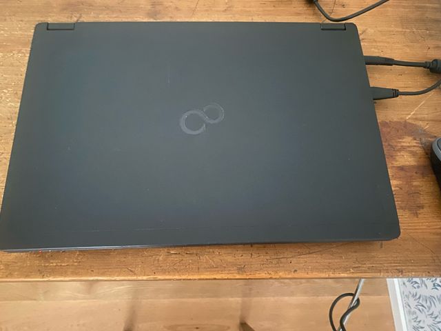 Fujitsu Celsius H780, 15.6", Core i7-8850H, 32Gb