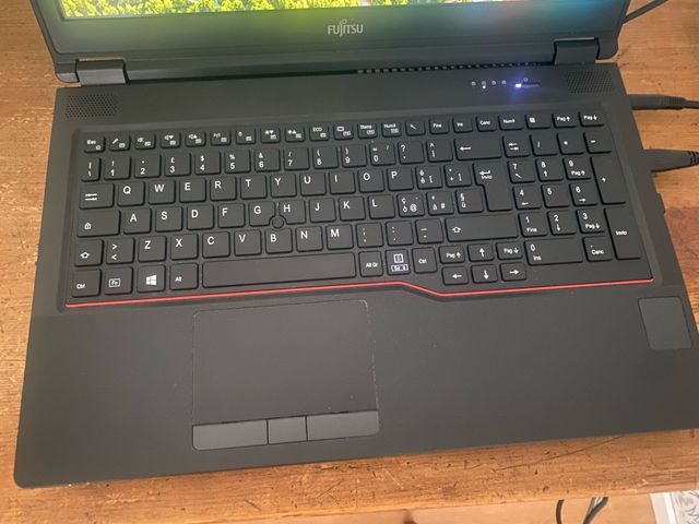 Fujitsu Celsius H780, 15.6", Core i7-8850H, 32Gb