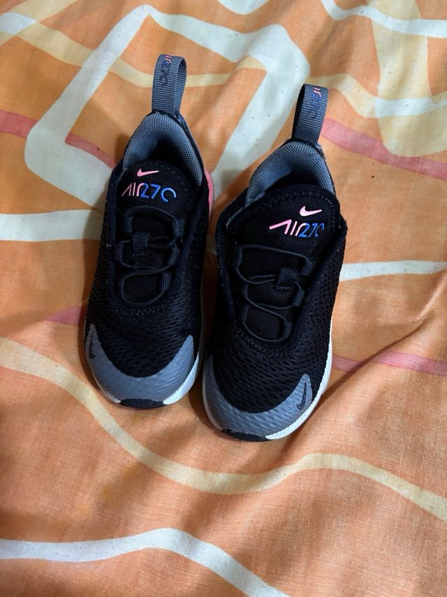 Zapatillas de niña. talla 23 1/2