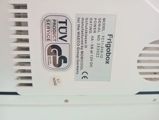 Nevera eléctrica para coche, en perfecto estado.