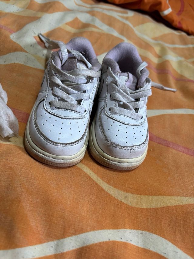 Zapatillas de niña   Talla 22