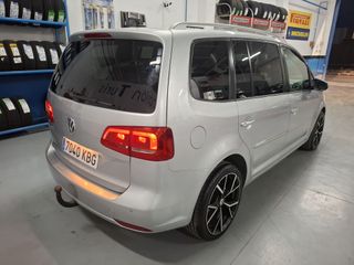 Volkswagen Touran Automatica 2013
