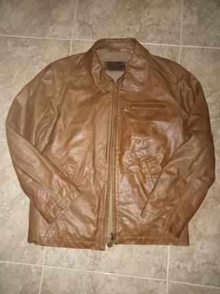 Cazadora cuero, talla 48