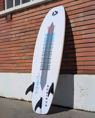 Tabla kitesurf Duotone Whip SLS 5'3” SURF ligera