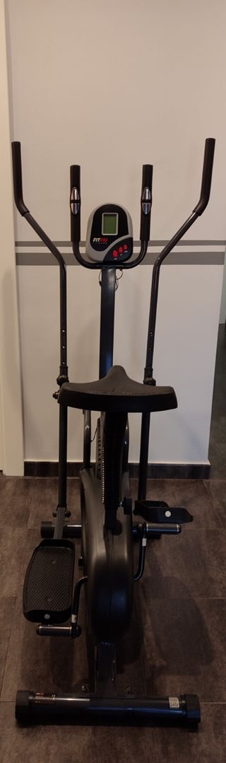 Elíptica y bicicleta 