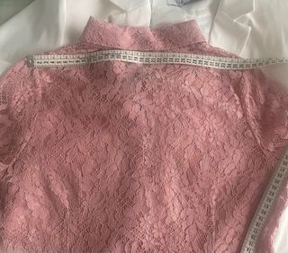 Camisa de encaje de Zara. Talla M.