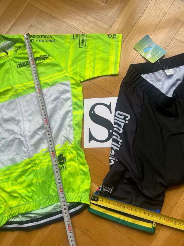 Conjunto equipacion ciclismo.TALLA S.NUEVO