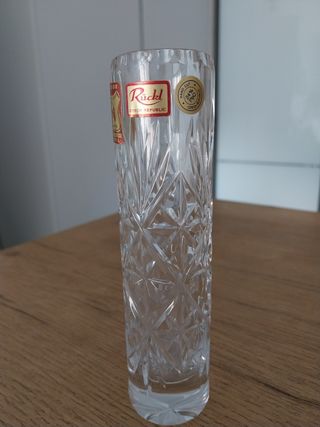 Pequeño jarrón de cristal de bohemia