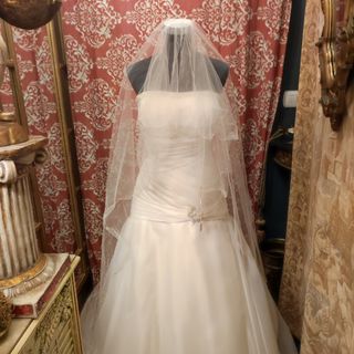 Vestido novia firma Alma novia T44 