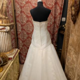 Vestido novia firma Alma novia T44 