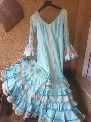 Espectacular traje de gitana