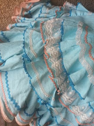 Espectacular traje de gitana