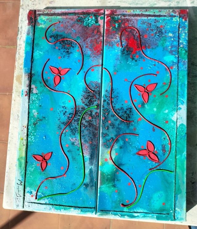 CONJUNTO DE DOS CUADROS CON ACRÍLICOS