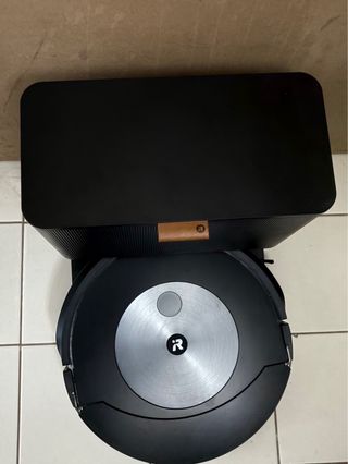 Robot aspiradot Roomba J7Plus - COMO NUEVA