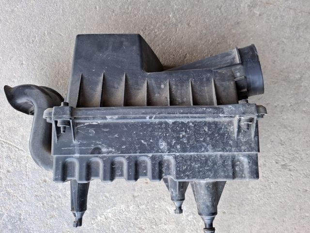 Caja de filtro de aire Ford Transit