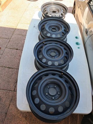 Cerchi in ferro 16.   5 buloni