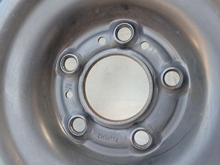 Cerchi in ferro 16.   5 buloni