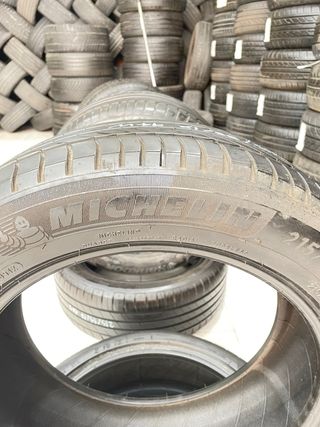 Neumatico 215/55/17 94W Michelin