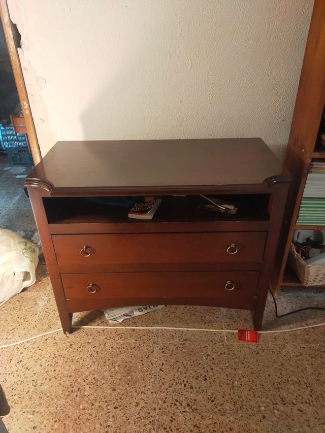 Cómoda de madera