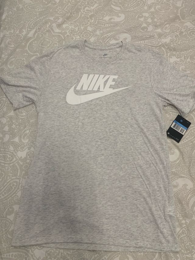 Camiseta nike M nueva