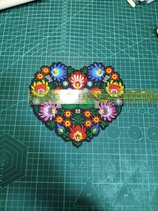 Parche grande bordado