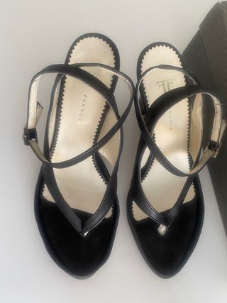 Sandalia negra tira Farrutx talla 37