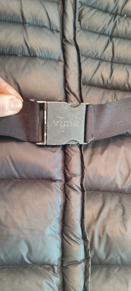 Plumas Gertude Gaston chica