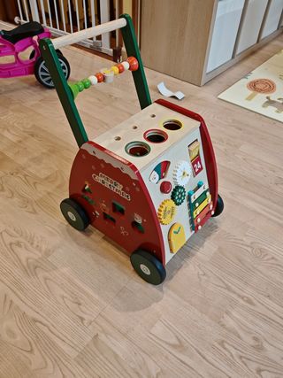 Correpasillos andador de madera